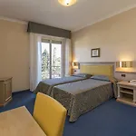 Della Torre 3*