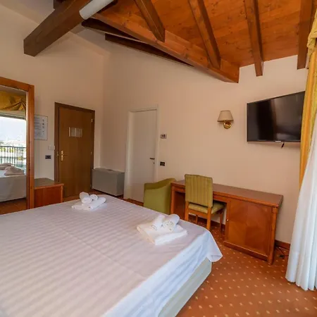 Ξενοδοχείο Della Torre