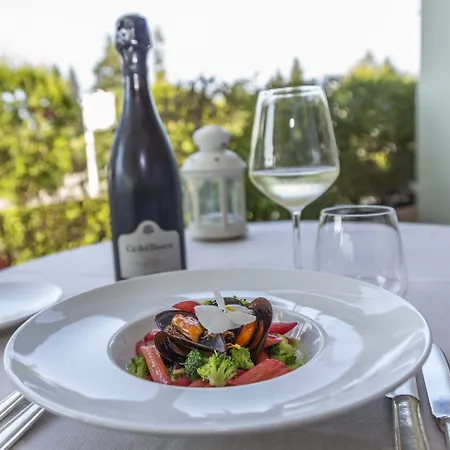 Della Torre Otel Stresa