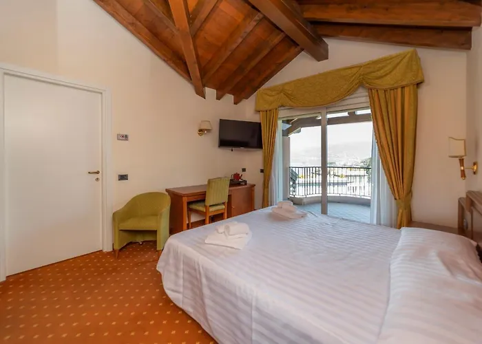 德拉托雷酒店 斯特雷萨