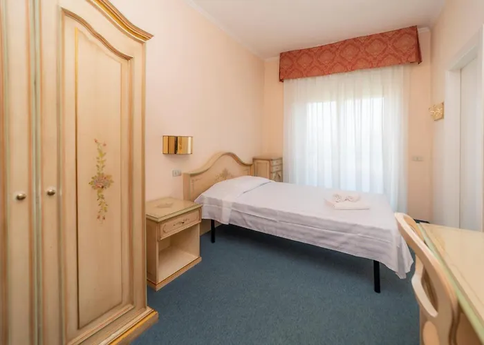 德拉托雷酒店 斯特雷萨