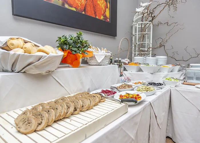 德拉托雷酒店 3*